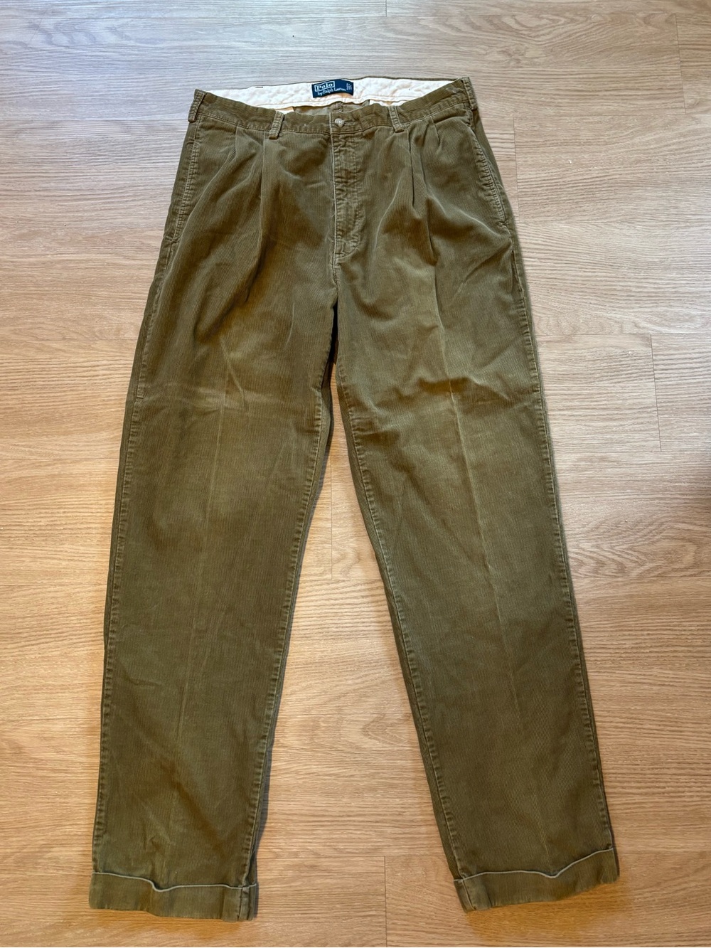 VTG Polo Ralph Lauren Men’s Sz 36x34(Measures 34x33) Green Corduroy Distressed